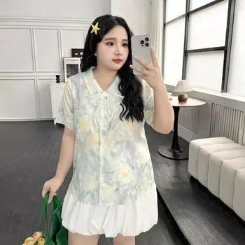 Plus size women clothing [Artistic Fresh Shirts] Summer Chubby Girl Loose Embroidered Floral High-Grade Short sleeve Shirt Light purple flower-shirt 3XL