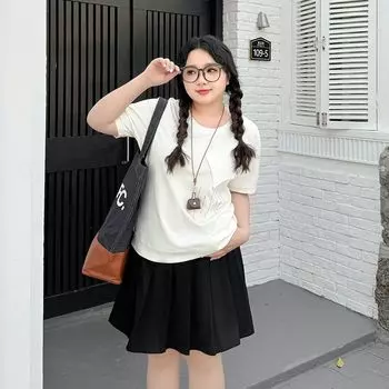 Plus size women clothing [Easy Street Set] Cool Feeling Irregular Design Sense Summer Short sleeve T-shirt Pleated Short dress White-Tops 3XL
