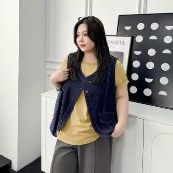 Plus size women clothing [Hong Kong Style Stacked Vest] Three-Dimensional Split Line V-neck Loose Chubby Girl Denim Vest Short coat