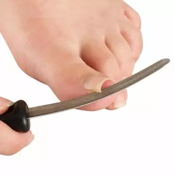 Plus Walk Пилка для заточки вросших ногтей Оригинальный дизайн Тонкая изогнутая пилка, которая заполняет щели Пилка Cyplus для щелей во вросших ногтях