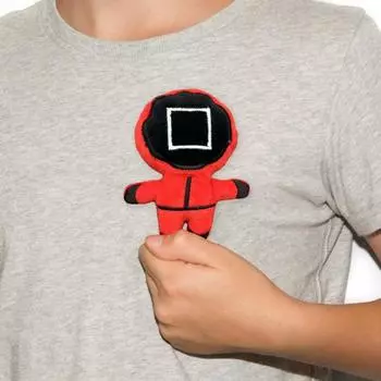 Плюшевая брошь Мультяшная мягкая кукла Брошь-булавка Коллекционная брошь, вдохновленная корейским фильмом