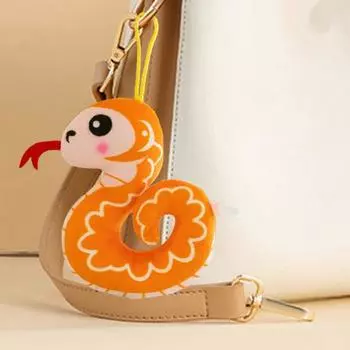 Плюшевая подвеска-брелок в виде змеи со знаком зодиака, кукла-талисман на присоске, подвесное украшение для детей, подарки на китайский Новый год красный