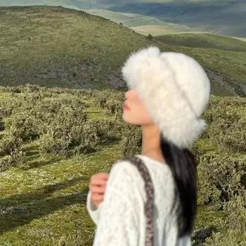 Плюшевая шапка в этническом стиле Сычуань-Западная Монголия: Осенне-зимняя теплая шапка Lei Feng с защитой ушей для эффекта похудения 244 Plush бежевый