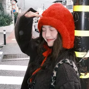 Плюшевая шапка женская 2024 года, новинка осень-зима, теплая и холодная, искусственная норка, ремни, защитные наушники, шерстяная шапка, вязаная шапка average size