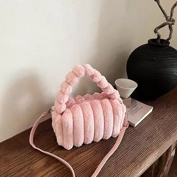 Плюшевая сумка женская простая универсальная сумка-мессенджер модная повседневная портативная плюшевая сумка-подушка для поездок на работу 24*11*13 хаки