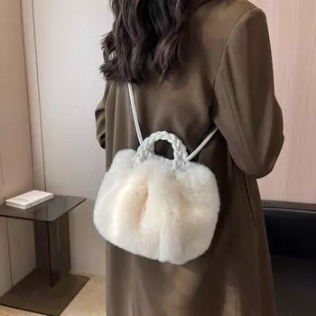 Плюшевая женская сумка 2024 года, новая осенне-зимняя шерстяная сумка, высококачественная сумка-мессенджер на одно плечо, плиссированная сумка прилив