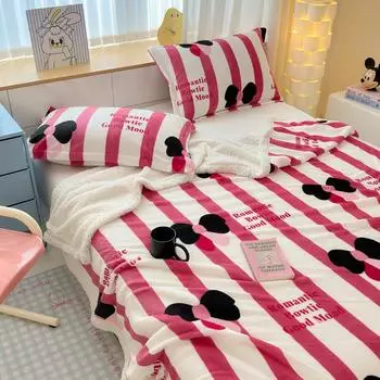 Плюшевое мультяшное одеяло Kawaii, легкое домашнее текстильное мягкое одеяло из овечьей шерсти с застежкой-молнией, постельное белье, чехол для дивана для детей, подарок 150x200cm(59x79inch)