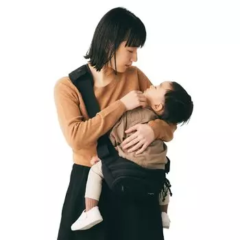 Победитель премии Mamari Word of Mouth Award 2025 в номинации «Хороший дизайн» Сумка-кенгуру Hugoo Hip Seat для переноски ребенка, слинг 2WAY для мам и пап, подходит для детей от 6 месяцев