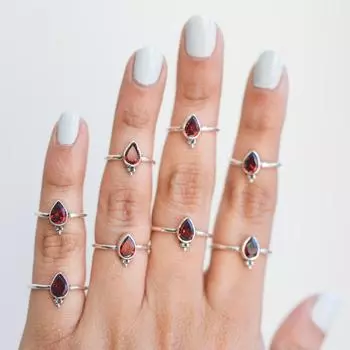 ПОДАРКИ ДЛЯ МАМЫ • Кольцо для мамы • Изящное именное кольцо из стерлингового серебра, серебра, розового серебра • Подарок бабушке • Free Size (5 Pcs ) красный