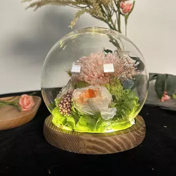 Подарки на День матери Стабилизированные цветы Розы Гвоздики для мамы розовый