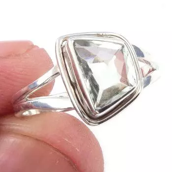 Подарочное кольцо из чистого серебра 925 пробы с натуральным зеленым аметистом S.6.5 n4Z50