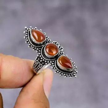 Подарочное кольцо из серебра 925 пробы с натуральным камнем сердоликом, размер 8 d7a51