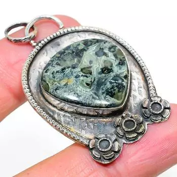 Подарочный кулон из стерлингового серебра 925 пробы с натуральным камбабским яшмом 2,21 дюйма Q6B11