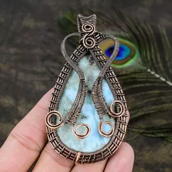 Подарочный кулон в обертке из медной проволоки с натуральным карибским драгоценным камнем Ларимар 0,91 g1f27