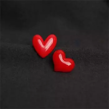 Подарок для любителей ювелирных изделий, свадебная вечеринка, милая подарочная брошь в форме красного сердца, брошь из смолы 2cm