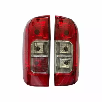 Подходит для автомобильных задних фонарей Nissan NAVARA 2015.
