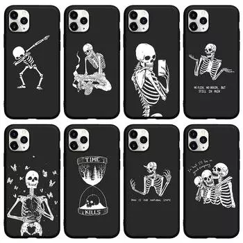 Подходит для iPhone16 New Girl Halloween White Skull Pirate Tide Dark Horror Phone Case iPhone13