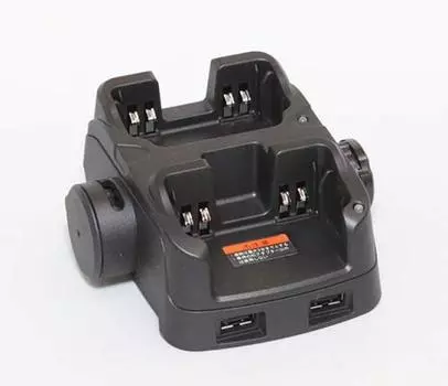 Подключаемое зарядное устройство Yaesu Musen SBH-38