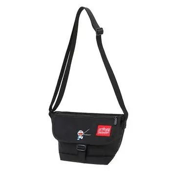 Подлинная сумка-мессенджер MP1603FZPDORA24 нейлоновая сумка-мессенджер с клапаном на молнии и карманом Doraemon 2024 черная [Manhattan Portage] [официальная]