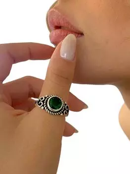 Подлинное серебряное кольцо высшего качества с изумрудом 925 пробы