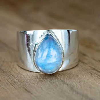 Подлинный чешский лунный камень, необработанный драгоценный камень, чистое серебро 925 пробы, ювелирное изделие ручной работы, эффектное женское кольцо, подарок для нее. белый