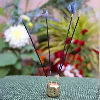 Подставка для благовоний из чистой латуни | Подставка для пуджи Agarabatti из металла — идеально подходит для дома, офиса и храма