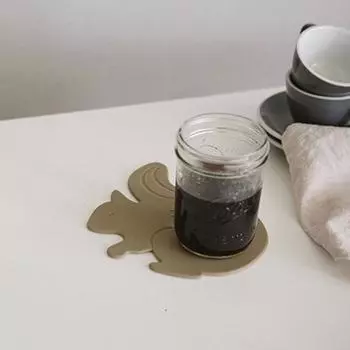 Подставка для чашек, простой внешний вид, теплоизоляция, силиконовая креативная подставка для стола в виде белки/кролика для дома Rabbit