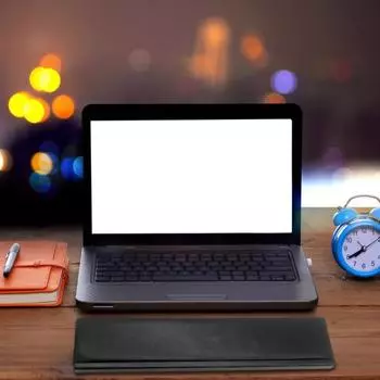 Подставка для запястий для клавиатуры с ящиком для хранения с несколькими отделениями Эргономичная противоскользящая черно-белая подушка для клавиатуры ПК Подушка для поддержки запястья Клавиатура белый