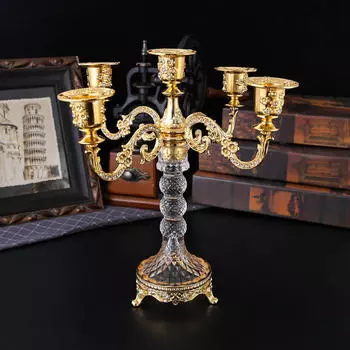 Подсвечник-канделябр на 5 рожков для домашнего декора и фотографии золотой