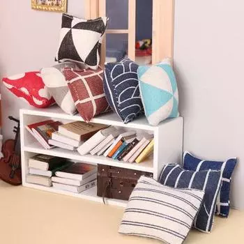 Подушка для кукольного домика, эластичная, с геометрическим узором, многоразовая, симпатичная, 1/8, миниатюрный домашний декор для гостиной G