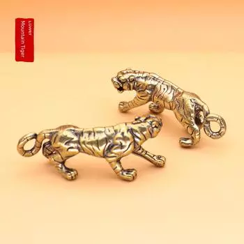 Подвеска-брелок Lucky Tiger из латуни: Автомобильное украшение в китайском стиле для удачи