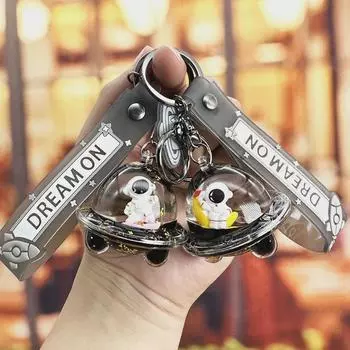 Подвеска-брелок в виде хрустального космического корабля-астронавта — креативный подарок для сумок и пар