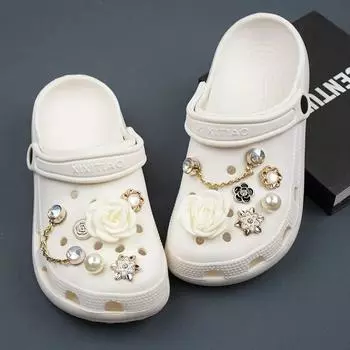 Подвеска для обуви, булавки «сделай сам», белая роза, бабочка, бриллиантовая цепочка, украшение, пряжка для обуви с отверстиями, набор подвесок, аксессуары, подарок для детей для мальчиков и девочек