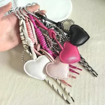Подвеска для сумки в форме сердца из искусственной кожи, брелок для ключей, яркий цветной декор для сумки, аксессуар для автомобильного ключа розы красного