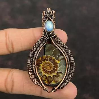 Подвеска из аммонита ископаемого, медная проволока, обернутая подвеска, подвеска из радужного лунного камня, медные украшения ручной работы, оригинальная подвеска с драгоценным камнем, подарок для нее