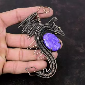 Подвеска из чароита, обернутая медной проволокой, драгоценный камень, подвеска в виде дракона, подвеска ручной работы, обернутая медной проволокой, дизайнерское ювелирное изделие, подарок для него