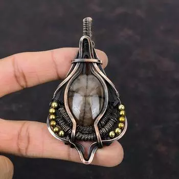 Подвеска из драгоценного камня с хиастолитом, кулон в медной проволоке, ювелирное изделие ручной работы с хиастолитом, подарок для нее, ювелирные изделия из медной проволоки, удивительный кулон