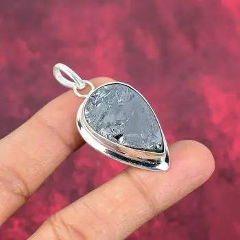 Подвеска из грубого шунгита, подвеска из стерлингового серебра 925 пробы, ювелирные изделия из драгоценных камней, удивительная ювелирная подвеска ручной работы, подарок для нее 2.24 Inches серый
