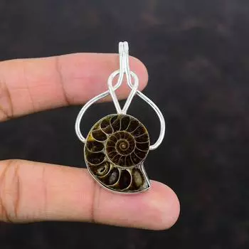 Подвеска из ископаемого аммонита, подвеска из натурального драгоценного камня, серебряная подвеска 925 пробы, ювелирное изделие из ископаемого аммонита, подвеска ручной работы, подарок для нее
