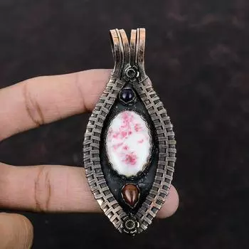 Подвеска из меди и киновари, кулон из красного дерева, обсидиана и синего солнечного камня, обернутая медной проволокой, ювелирное изделие из драгоценных камней, кулон ручной работы в стиле бохо, подарок для нее