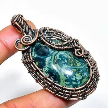 Подвеска из медной проволоки ручной работы из драгоценного камня яшмы Камбаба 2,17 дюйма 2.17 зелёный