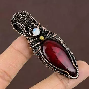 Подвеска из медной проволоки с натуральным красным лабрадоритом и лунным камнем, длина 2,25 дюйма, J6R60