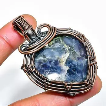 Подвеска из медной проволоки Sunstone In Lolite Gemstone, ручная работа, 2,36 дюйма 2.36 фиолетовый