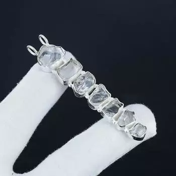 Подвеска из натурального хрустального кварца с необработанным серебряным камнем из стерлингового серебра 925 пробы — дизайн ручной работы, повседневная одежда, подарок для любимого человека 2.95 белый