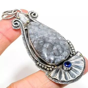 Подвеска из натурального ископаемого коралла, голубого топаза, стерлингового серебра 925 пробы, 3,23 дюйма, R0B00