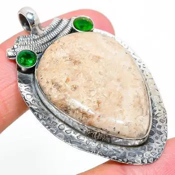 Подвеска из натурального ископаемого коралла и диопсида, серебро 925 пробы, 2,13 дюйма, d5n32