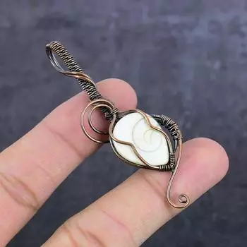 Подвеска из натурального камня-ракушки ручной работы из медной проволоки 2,76 дюйма Y2N81