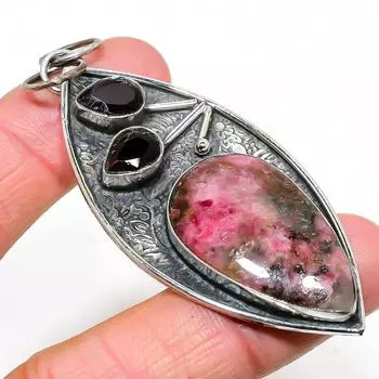 Подвеска из натурального родонита, черного шпинеля, стерлингового серебра 925 пробы, 3,03 дюйма, U4B51