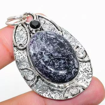 Подвеска из натурального русского чароита и шпинели из стерлингового серебра 925 пробы 2,36 дюйма U4l82