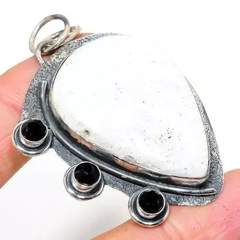 Подвеска из натурального сколецита, черного оникса, стерлингового серебра 925 пробы, 2,40 дюйма, R1R84